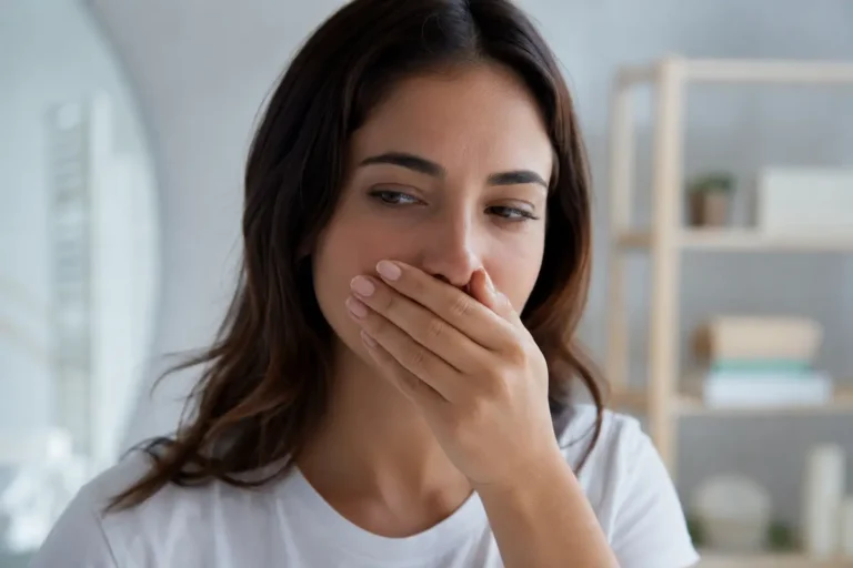 Bad breath after brushing teeth - common causes and how to fix it